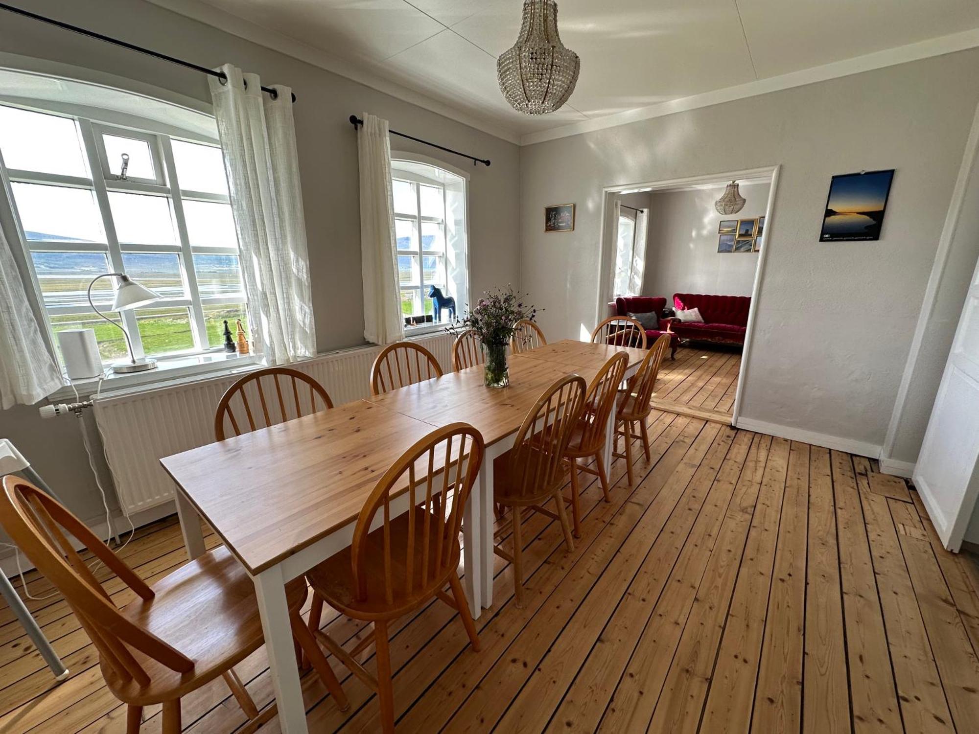 Helluland Guesthouse Saudarkrokur Buitenkant foto